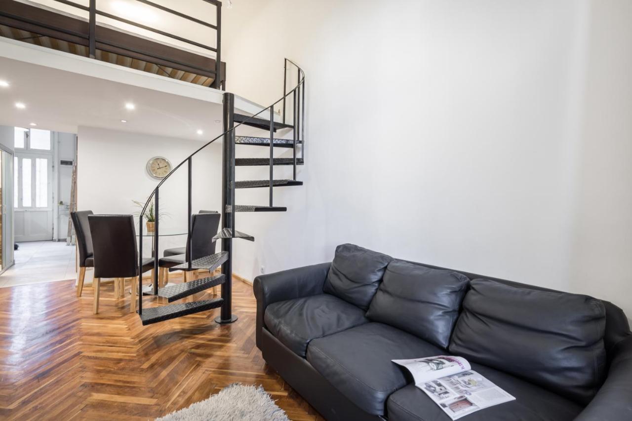 Bpr Robinia Downtown Apartment Boedapest Buitenkant foto